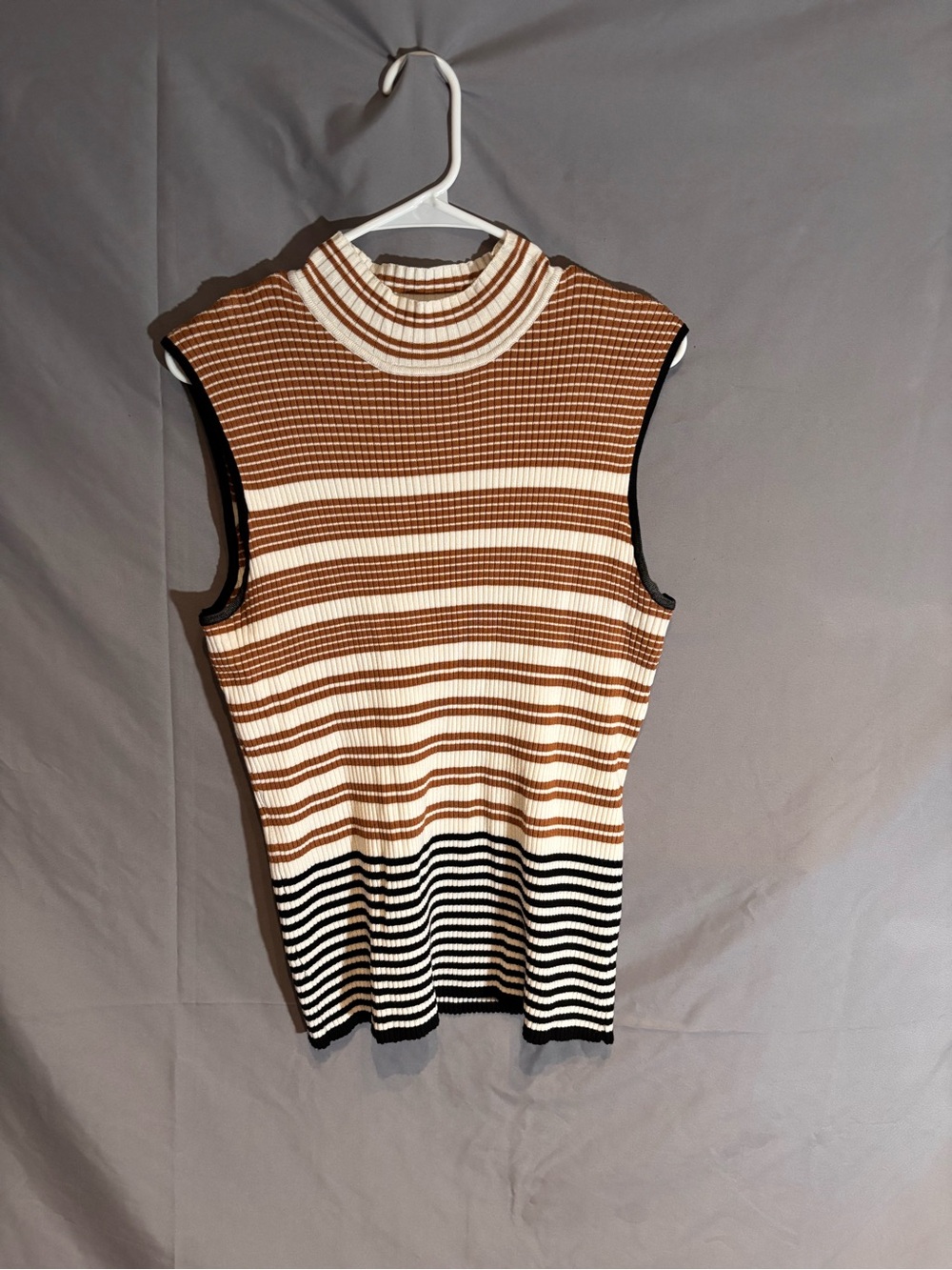 Cato Plus Size 22/24W Striped Ribbed Knit Sleeveless Mock Neck Top